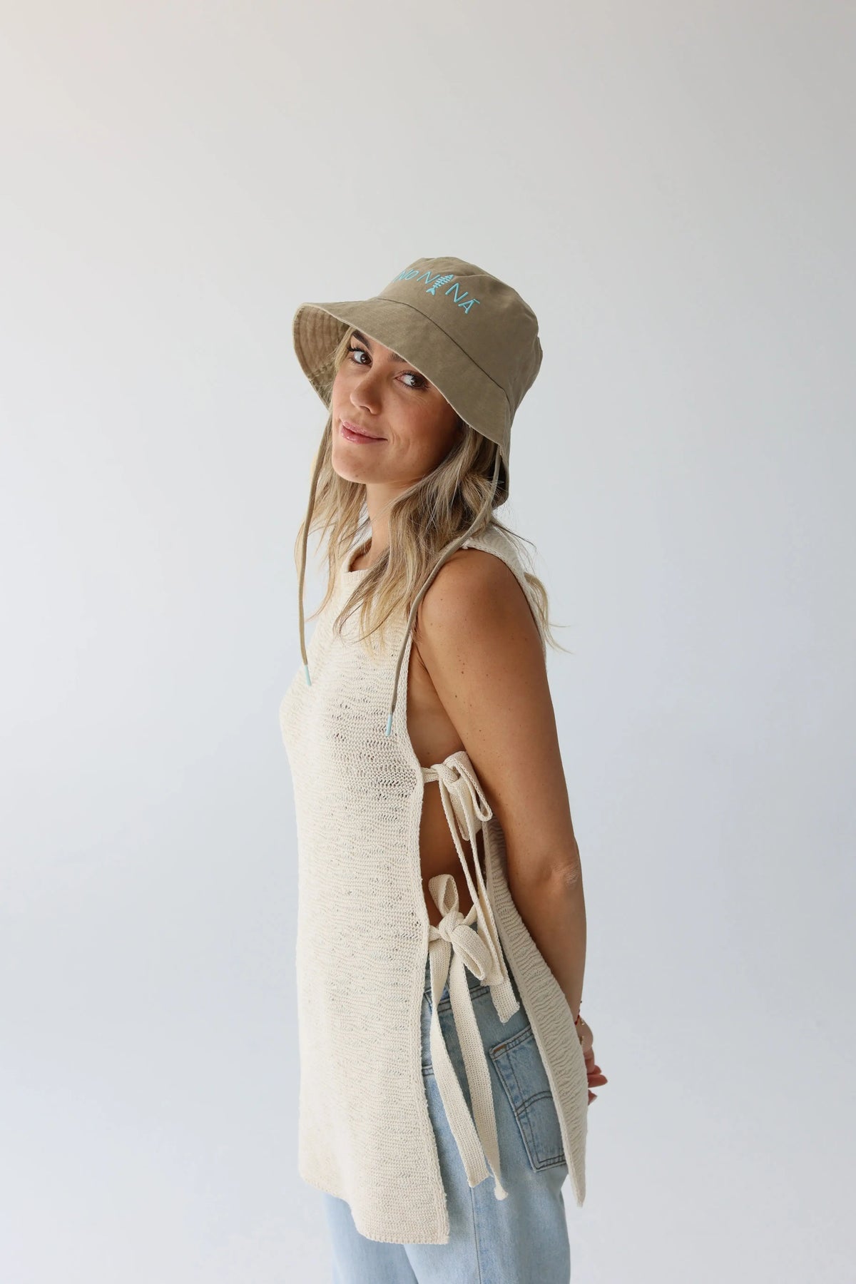 Gorro Bucket Arena