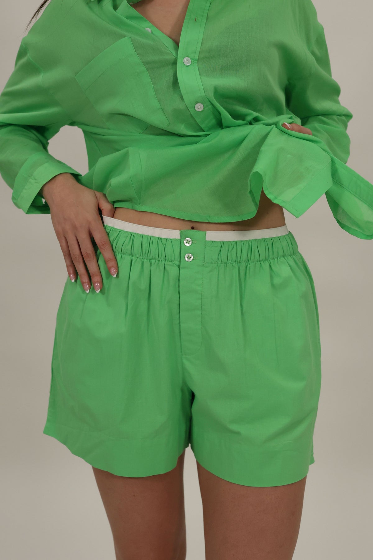 Short Carmen Verde